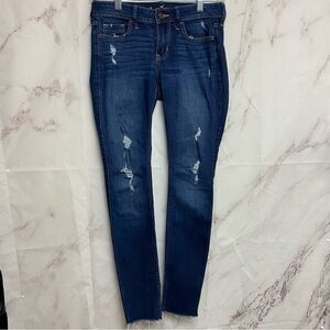 Hollister Low Rise Super Skinny Ripped Jeans - J50